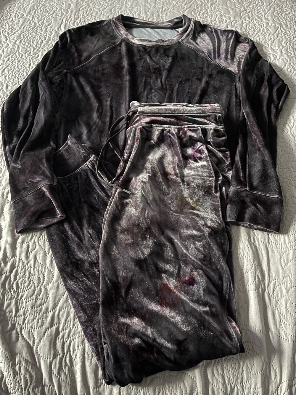 lululemon athletica Women's Velvet Set in Charcoal Tie-Dye